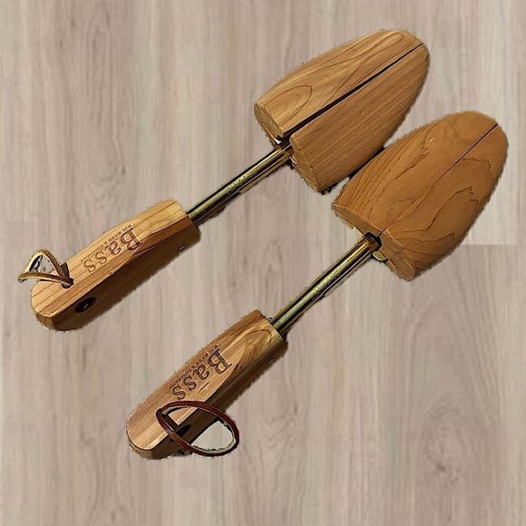 GH Bass & Co Shoe Horns - Picture 1 of 4